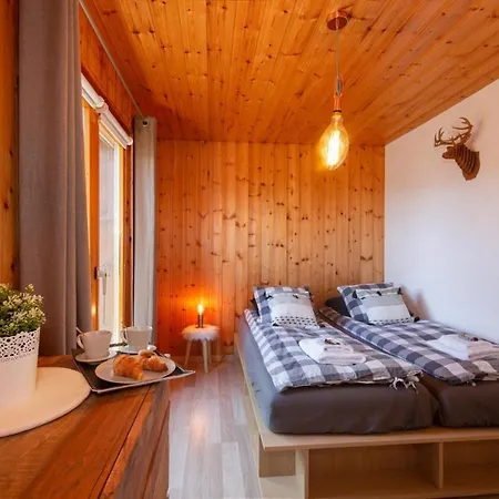 Chalet L'escorial בקתה *